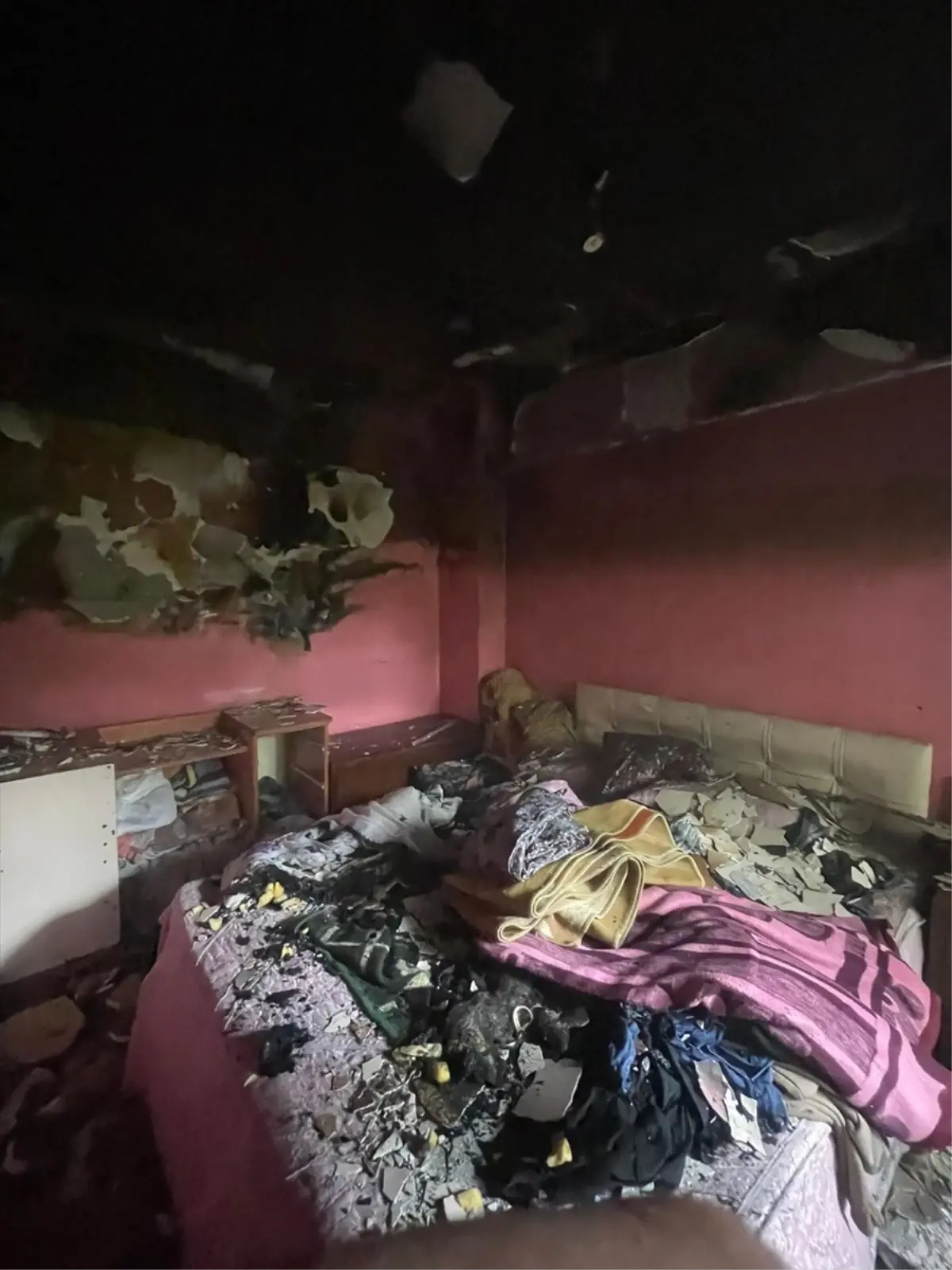 Taraklı’da Yangın: Ev Hasar Gördü