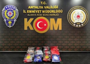 antalyada kacakcilikla mucadele operasyonlari RM7uElQY.jpg