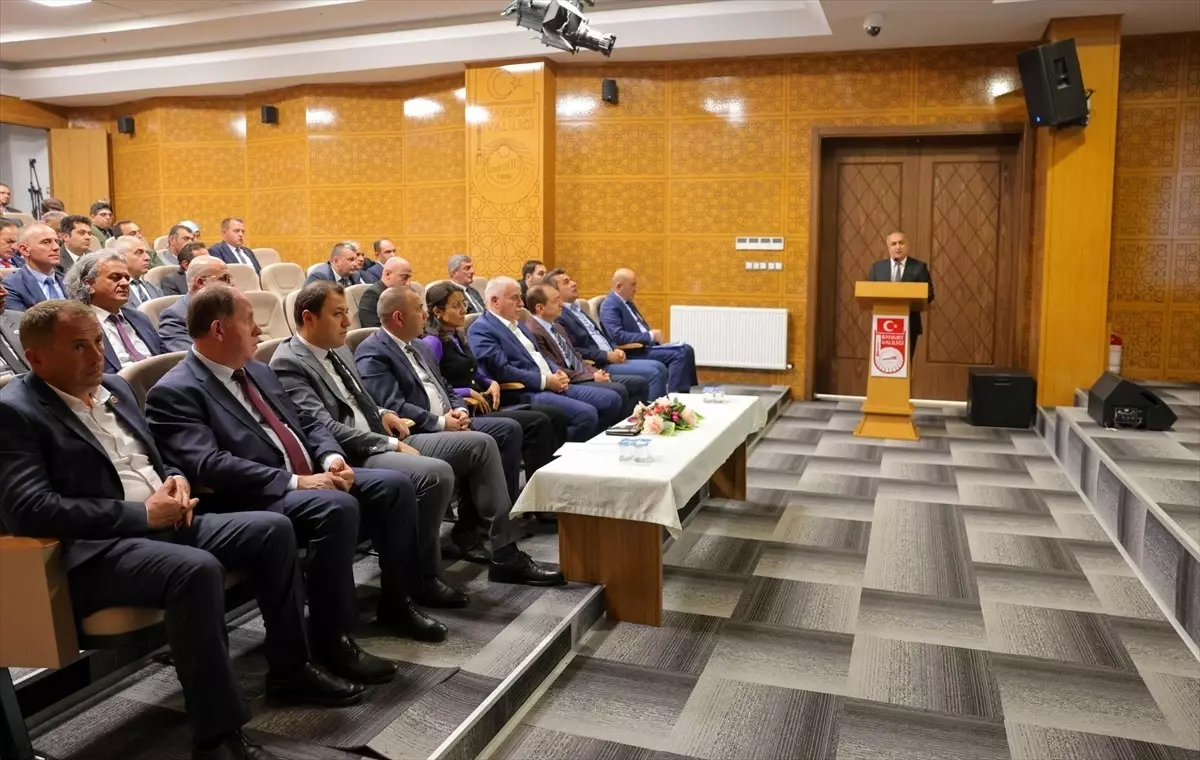 bayburtta 2025 yili il koordinasyon kurulu toplantisi gerceklesti TpKSP5e9.jpg