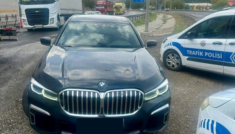 ikiz plaka kullanan surucuye 50 bin lira ceza kNCtAB6L.jpg