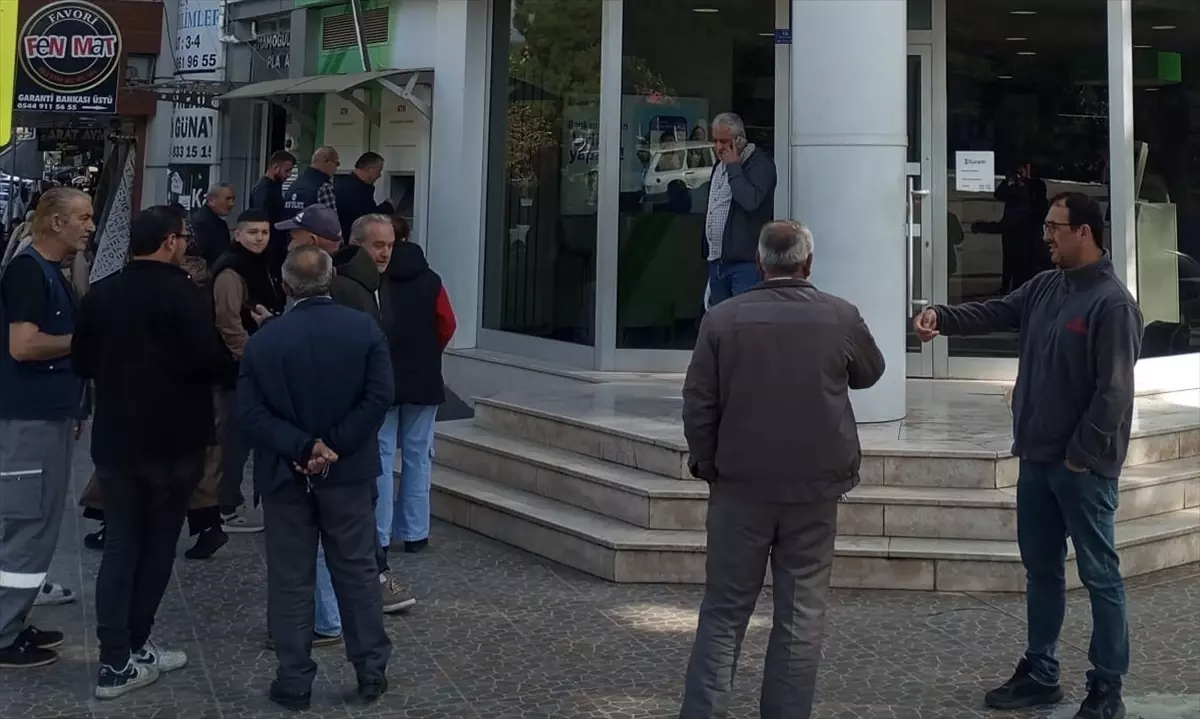 samsunda banka soygunu supheli kisa surede yakalandi 45ICN7wi.jpg