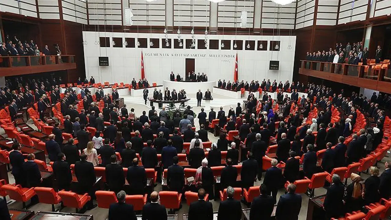 tbmmde yeni haftada gundem yogun mecliste butce maratonu cuma basliyor Zw3pdgEQ.jpg