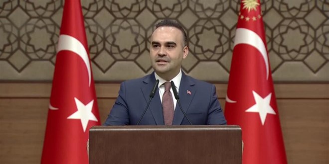 bakan kacir 2 bin kilometre menzilli fuze gelistirme programini surduruyoruz UfuYxRhE.jpg