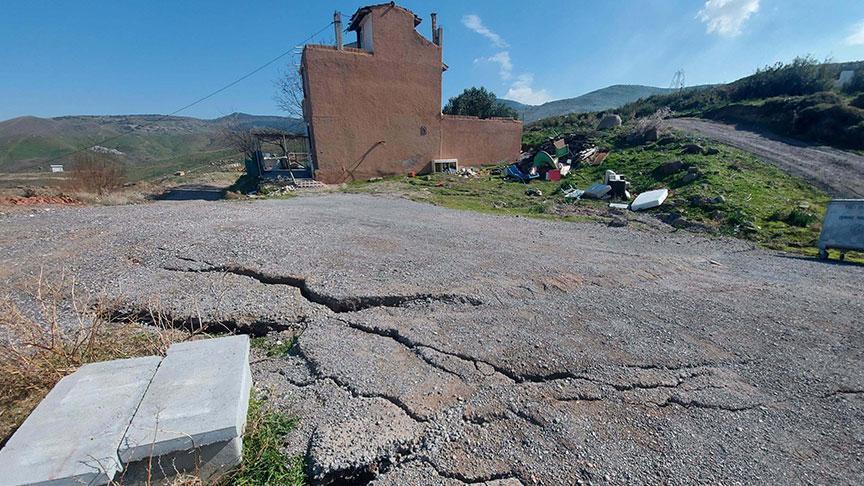 bir kentle ilgili korkutan uyari deprem uretme potansiyeline sahip 3 fay var EI8KMv3H.jpg