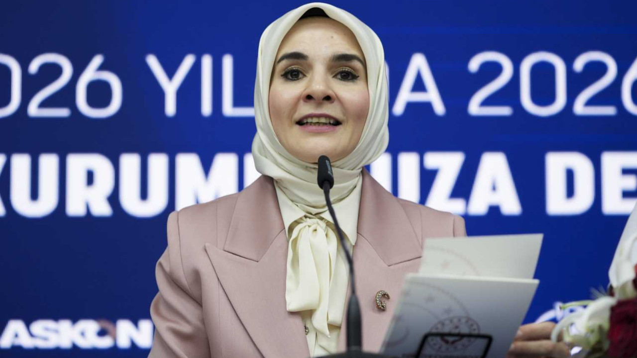 Bakan Göktaş duyurdu: Sosyal medya düzenlemesi hayata geçiyor