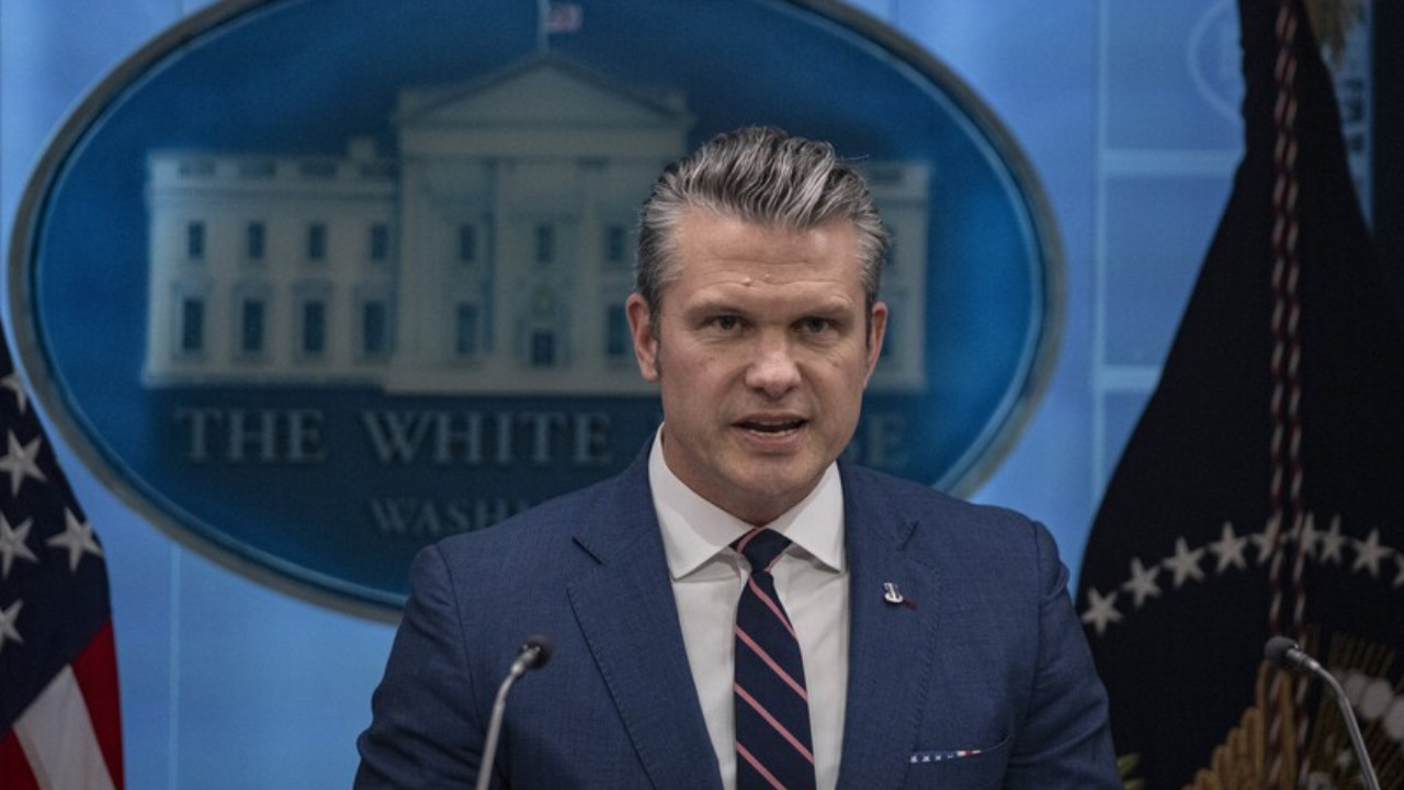 ABD Savunma Bakanı Hegseth’ten İran’a Sert Uyarılar