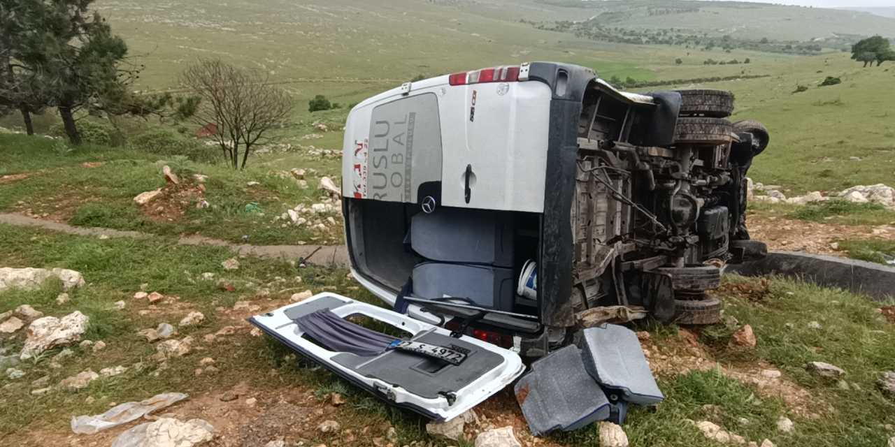 Gaziantep’te İşçi Servisi Devrildi: 16 Kişi Yaralandı