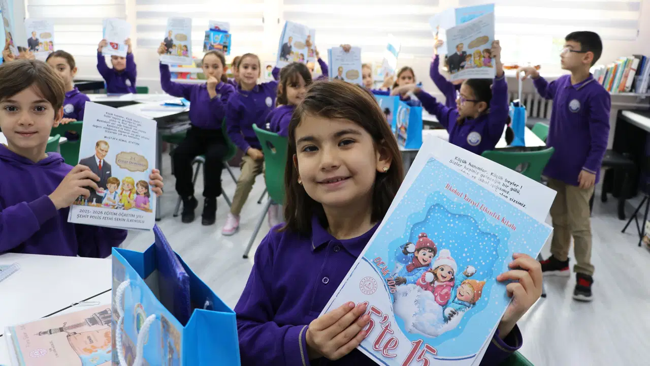 2026 Yaz Tatili Tarihleri: Okullar Ne Zaman Kapanıyor?